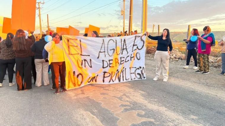 Vecinos de Trapiche reciben solo tres horas de agua al día