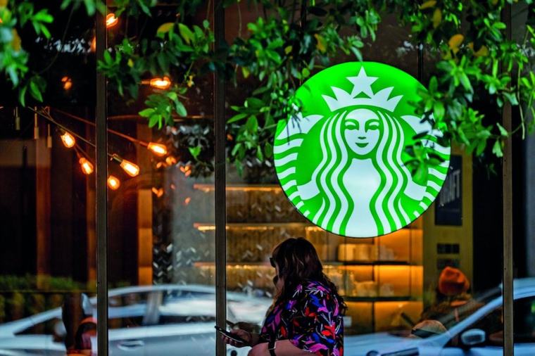 La apuesta de Starbucks por su Smart Lounge en Chile
