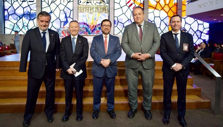 Canciller acompaña al Presidente a la Oración por Chile que realiza la comunidad judía Lunes 7 de septiembre de 2026