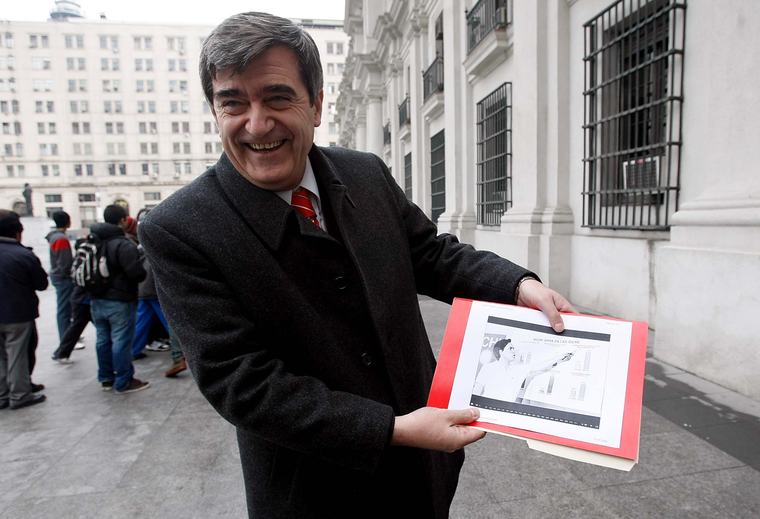 PS despide a Camilo Escalona y destaca su llamado a la unidad del progresismo “hasta el final”