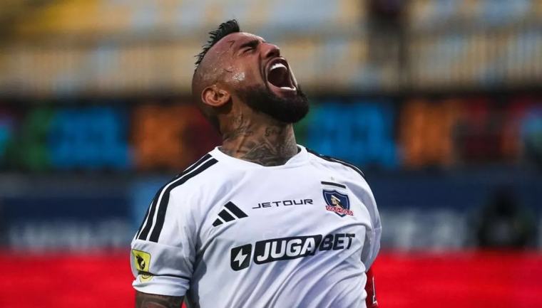 "Está dando que hablar": El equipo del fútbol chileno que "supera en puntaje a Colo Colo" El "Cacique" es puntero exclusivo del Campeonato Nacional, pero hay un elenco que tiene mejores números.