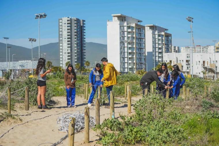 Coquimbo: comunidad y municipio unen esfuerzos para proteger las dunas de La Herradura
