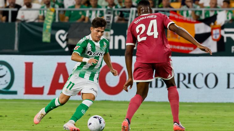 El Betis de Pellegrini empata con el Real Madrid de Mourinho por La Liga