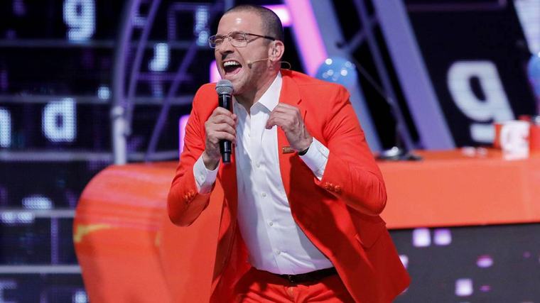¿Sin Julián Elfenbein?: aseguran que Chilevisión quiere traer de vuelta a “Pasapalabra”