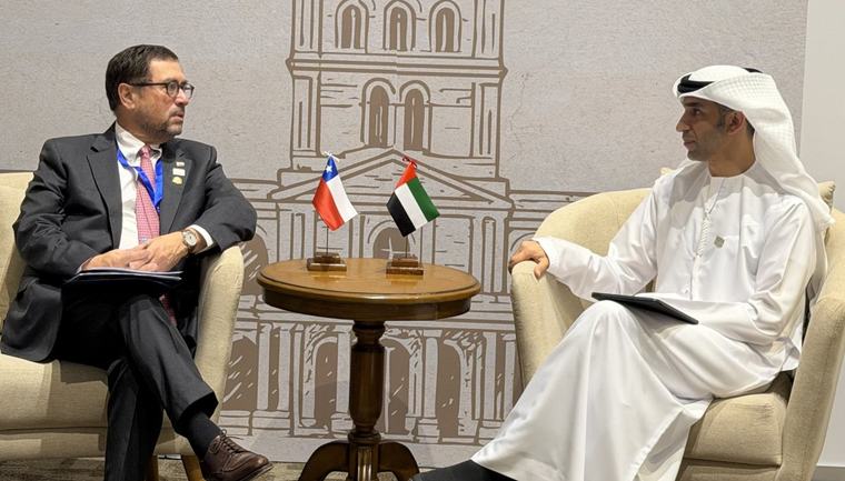 Canciller se reúne con ministro de Comercio de Emiratos Árabes Unidos
