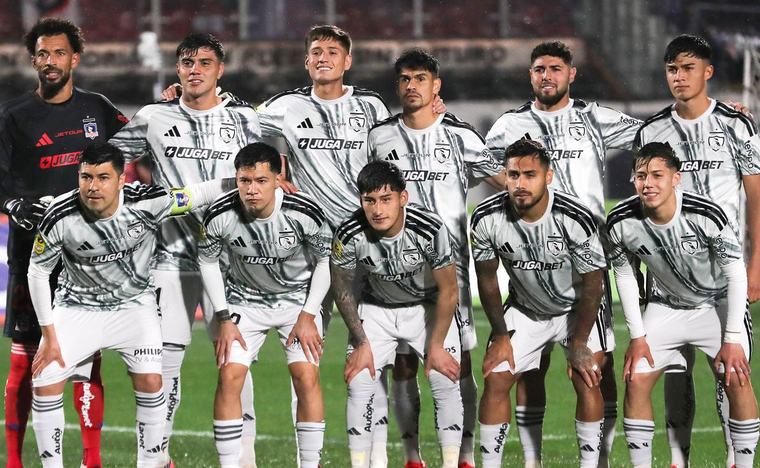 Vozinha vuelve a ser titular: la formación que prepara Colo Colo para enfrentar a Huachipato