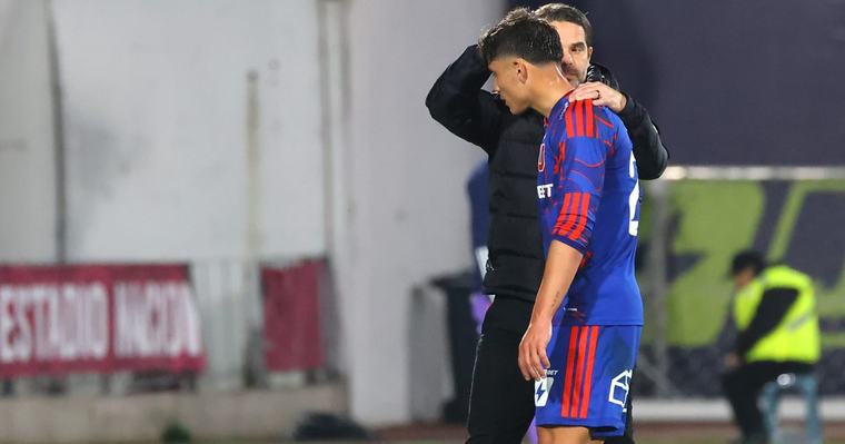 U. De Chile El jugador de la U que tuvo una furiosa reacción tras ser reemplazado por Fernando Gago