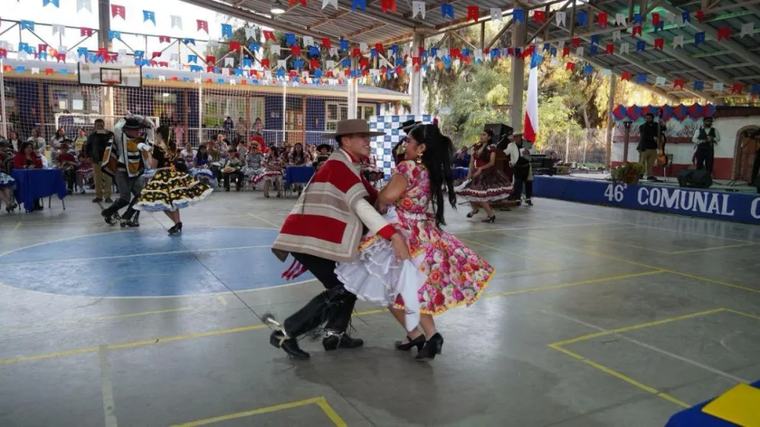 Gran fiesta de talento y fraternidad se vivió en la 46° Muestra Comunal de Cueca Escolar de Vicuña