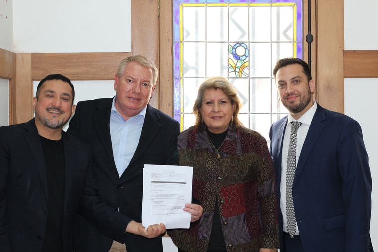 Tras renuncias en el PPD: expresidente de los empresarios nocturnos asume vicepresidencia del partido