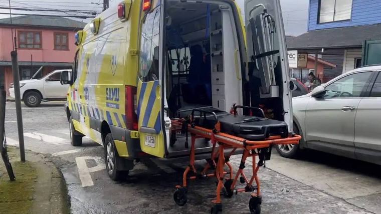 VIDEO | Mujer cayó en máquina y se atravesó la cara con un fierro haciendo pilates en Castro: bomberos ocupó desatornillador