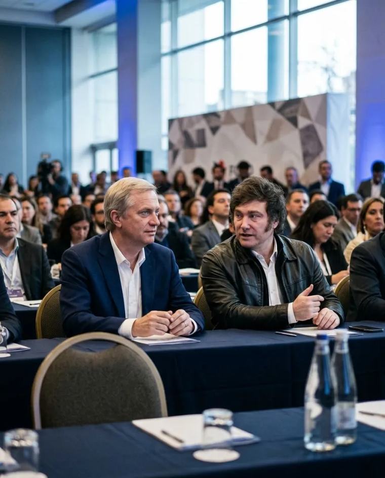 Kast y Milei lideran Foro Madrid en Santiago ante "nueva era" regional
